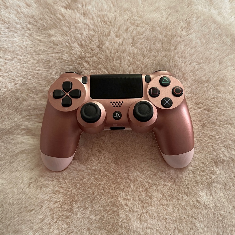Playstation PS4 Rose Gold Controller